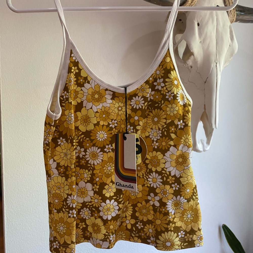Ghana crop tank top NWT 70s floral